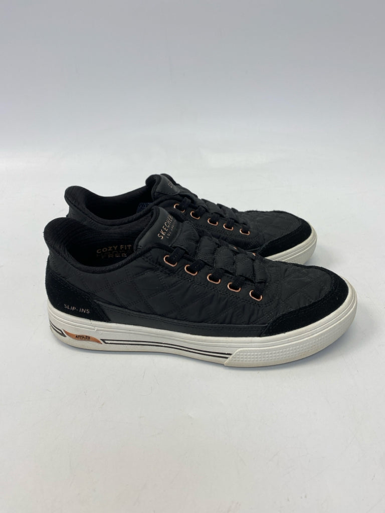 Skechers  Size 6 Black Sneakers
