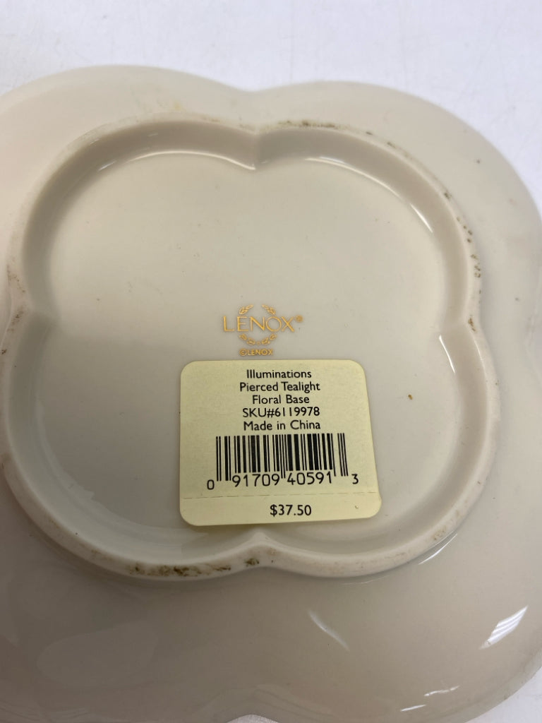 Lenox Cream Gold Cut-Out Candleholder(s)