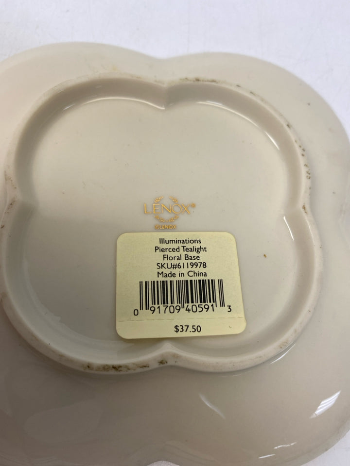 Lenox Cream Gold Cut-Out Candleholder(s)