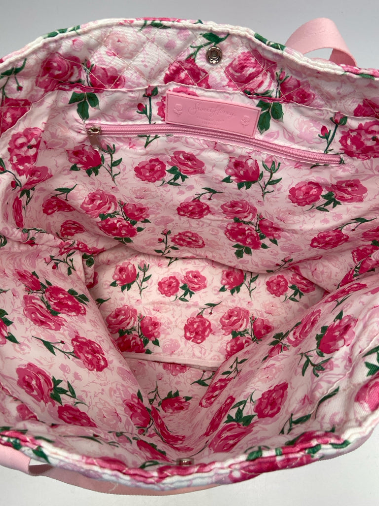 Sweet Honey White/Pink Blue Flowers Tote Bag
