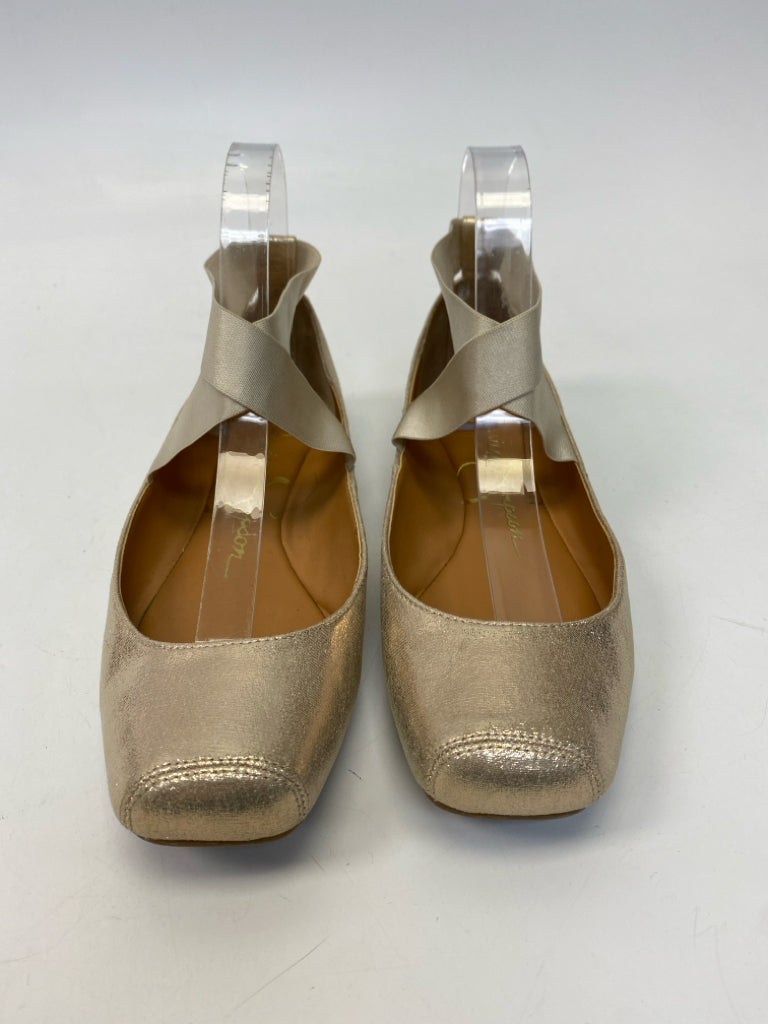 Jessica Simpson  Size 8 Gold Shimmery Flats