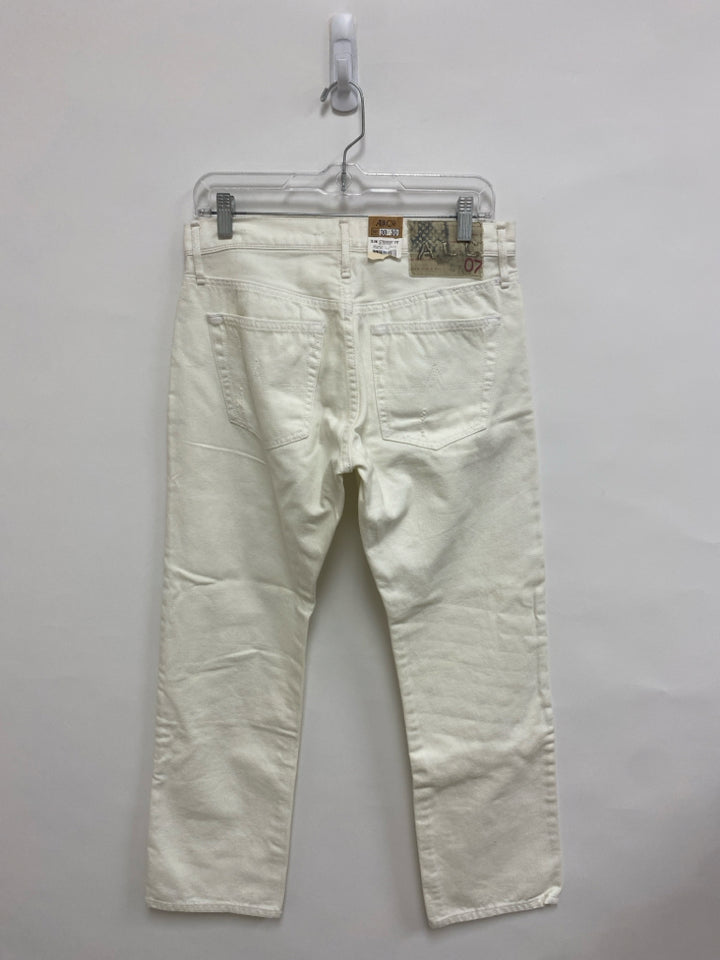 NWT American Living Size 30 White Distressed Men&