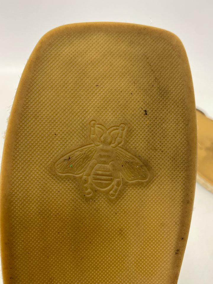 Gucci  Size 39 Green Black Logo Leather Sandals