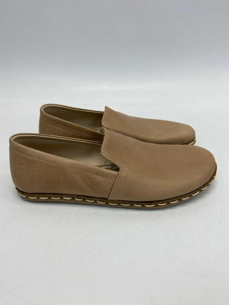 Size 8.5 Tan Leather Shoes