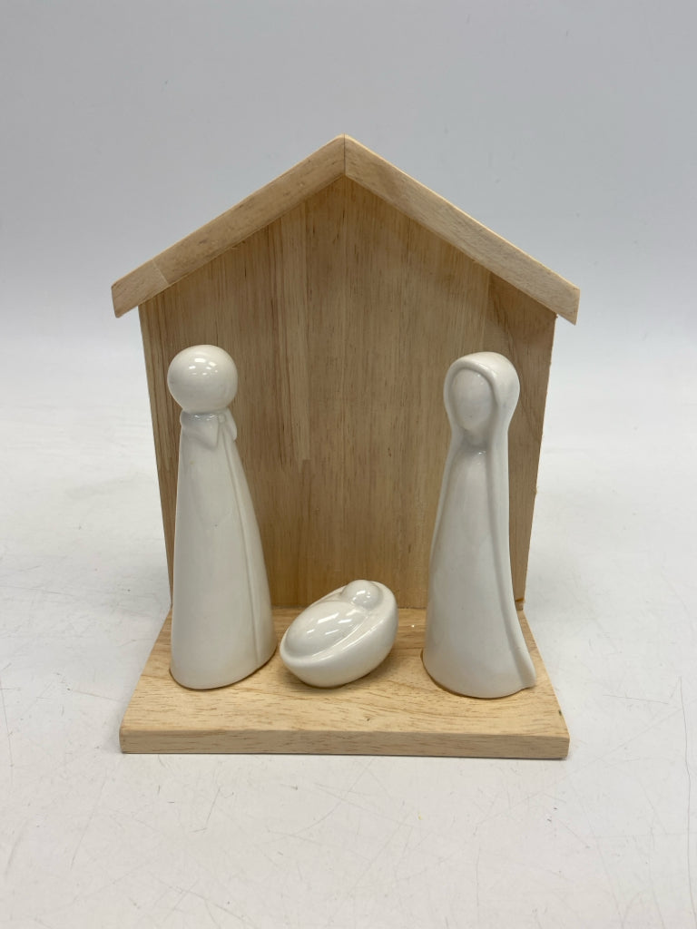 Natural White Nativity Christmas