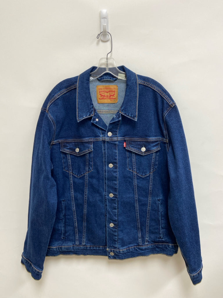 Levi Size XL Blue Denim Button Up Men&