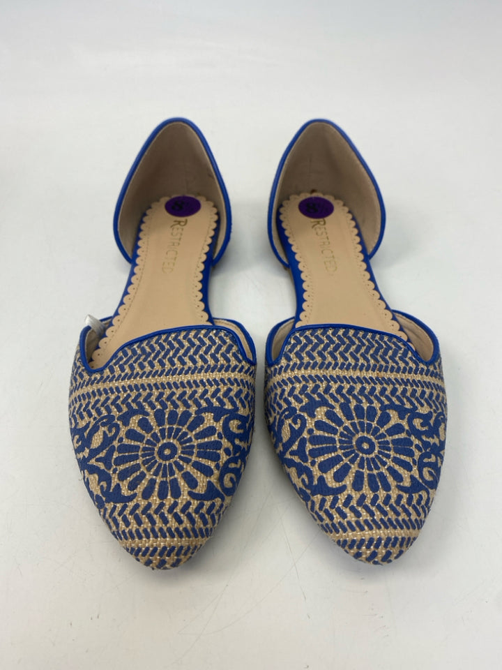 Size 8.5 Cream Blue Flats