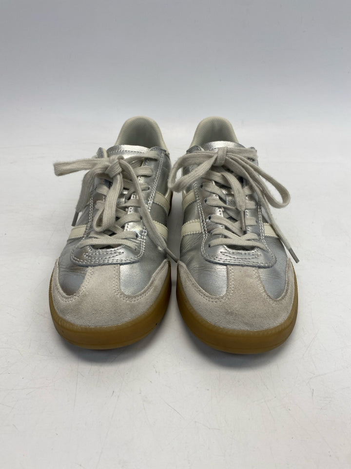 Gola US Shoe Size 8.5 Silver Cream Lace-up Sneakers