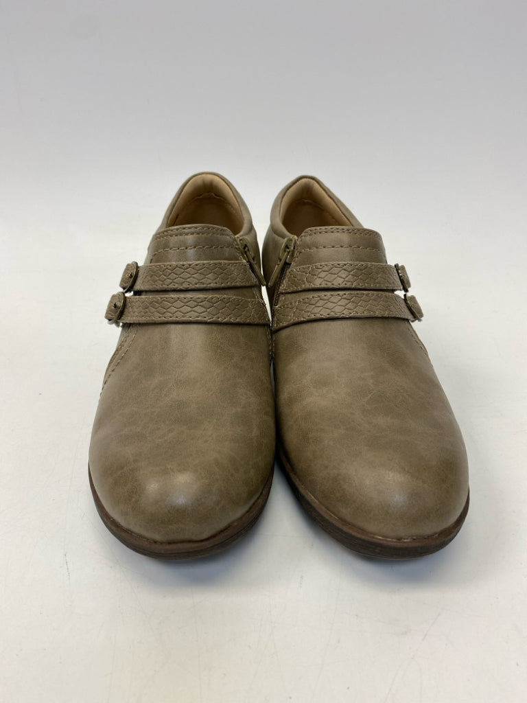 Kim Rogers  Size 7.5 Brown Heels