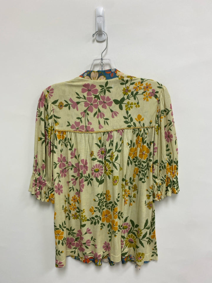 blank LONDON Size S Beige Pink/Multi Floral Puff Sleeve Ladies Top