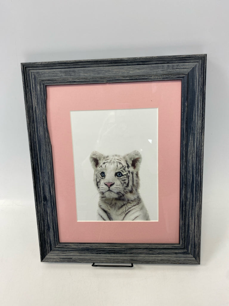 Gray/Pink White Kids Framed Art