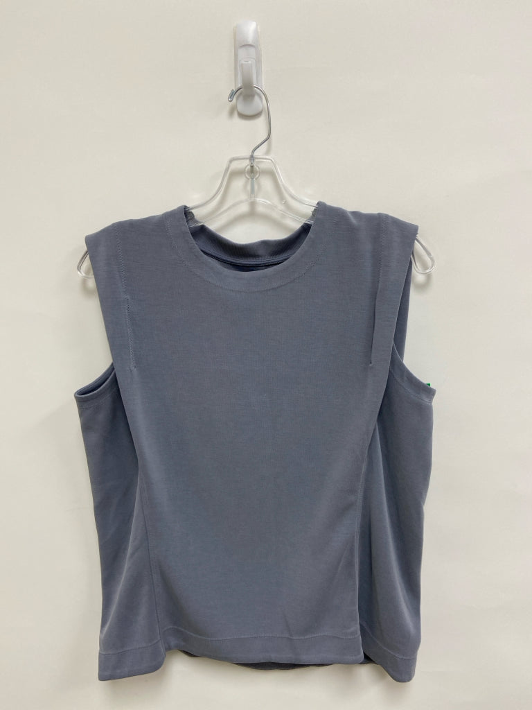 Athleta Size M Gray Sleeveless Athletic Top
