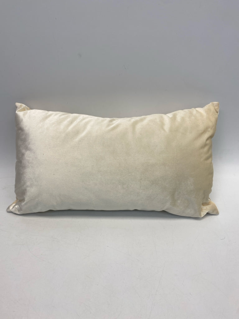 Cream Texture Pillow