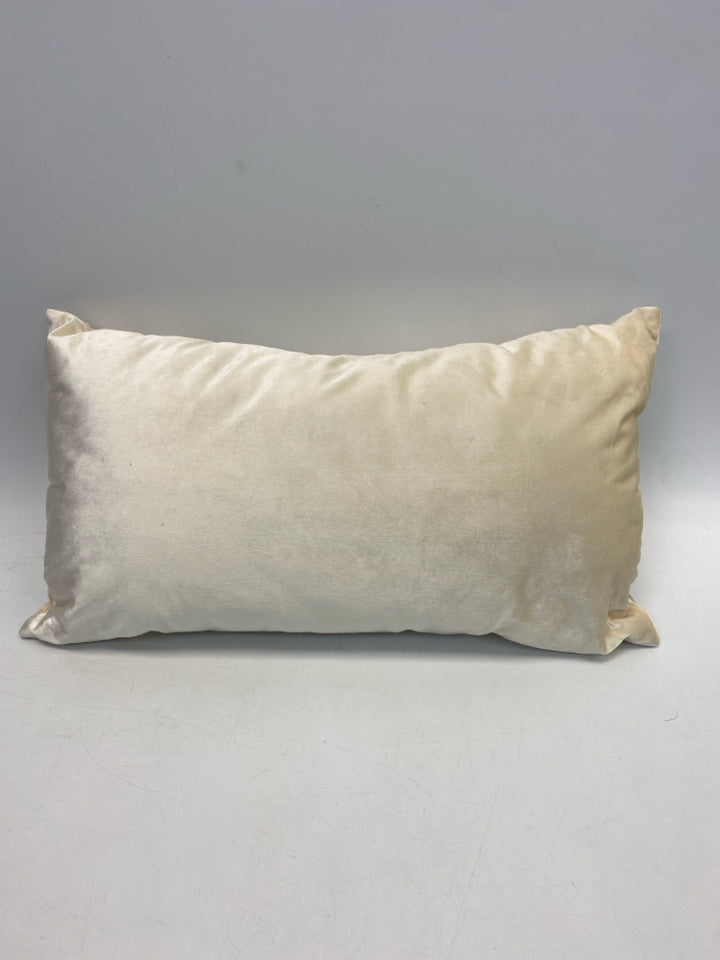 Cream Texture Pillow