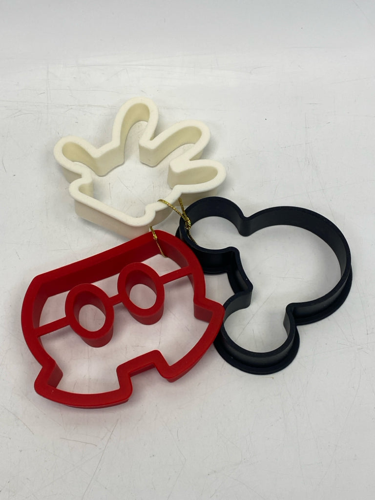 Red/White Black Silicone Cookie Cutter