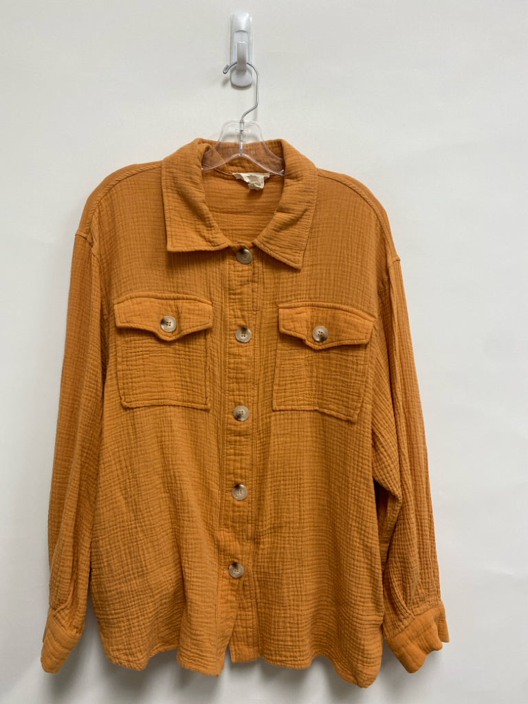 Fantastic Fawn Size M Apricot Button Up Gauze Ladies Top