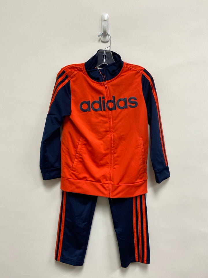 Adidas SIZE 7 Navy Orange Lines Boy&