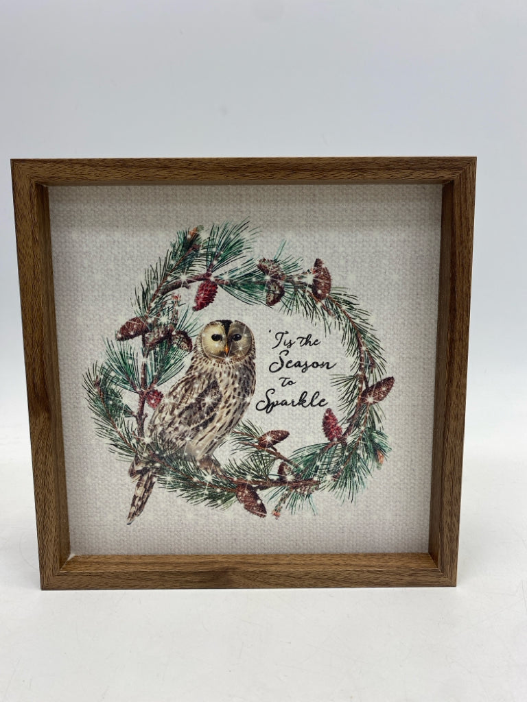 White Brown/Green Owl Christmas