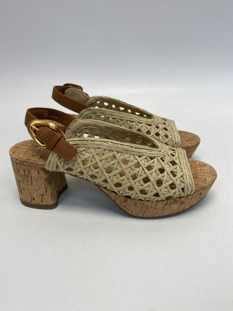 NWOT Aerosoles  Size 7 Natural Sandals
