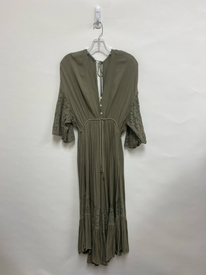 Free People Size XS Olive Green Lace 3/4 Sleeve Ladies Jumpsuit