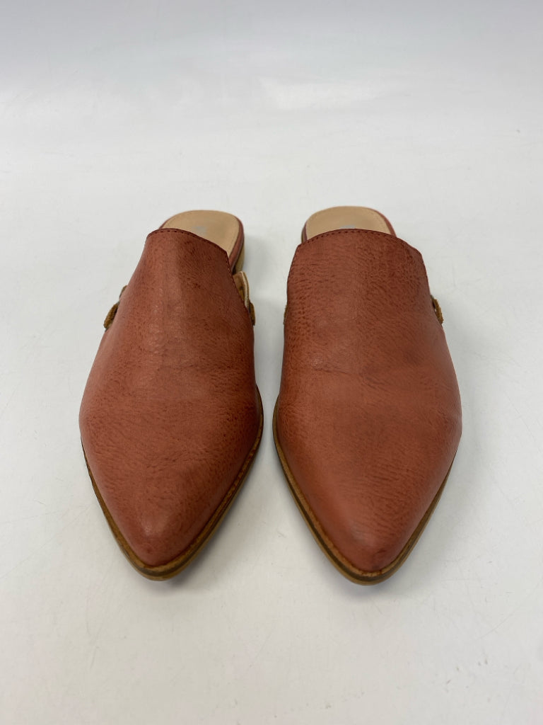 Size 7 Dark Salmon Mules