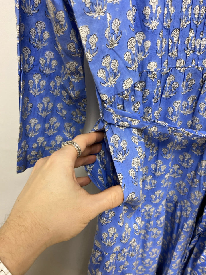 Size XL Light Blue Cream Floral Ladies Dress