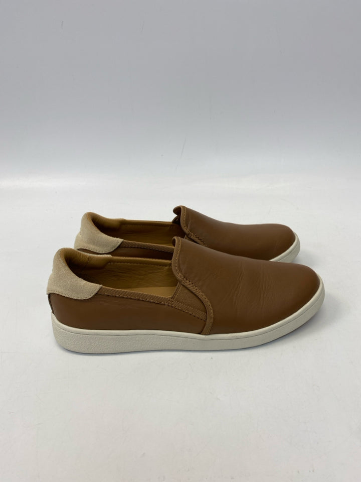 UGG  Size 9.5 Brown Sneakers