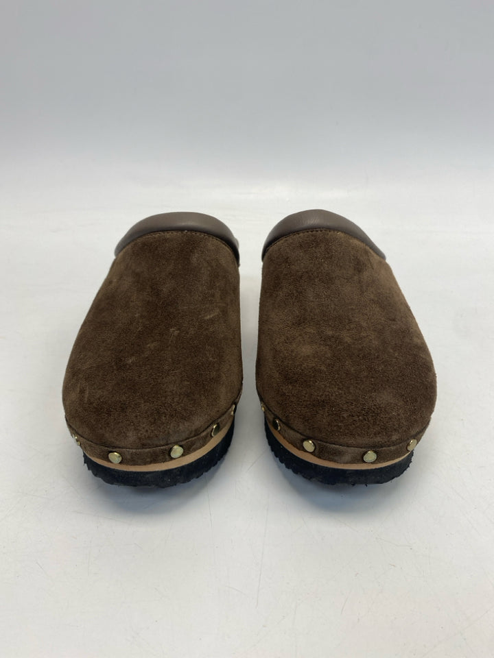 EU Shoe Size 38 Brown Clogs