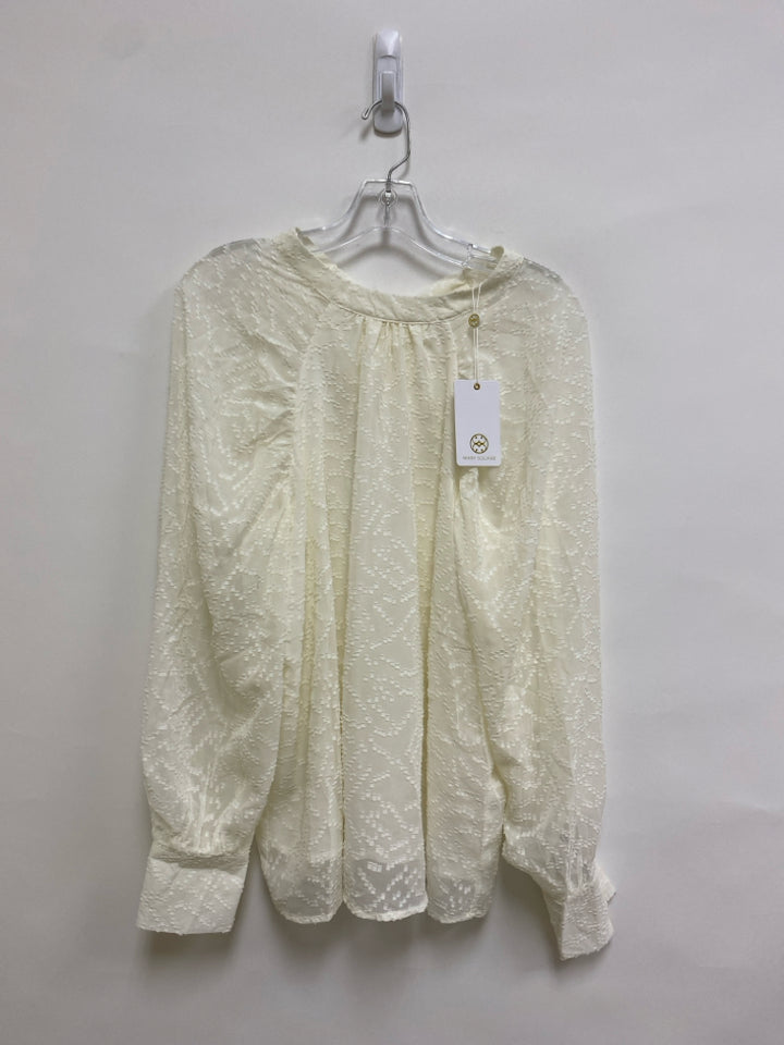 NWT Size L White Ladies Top