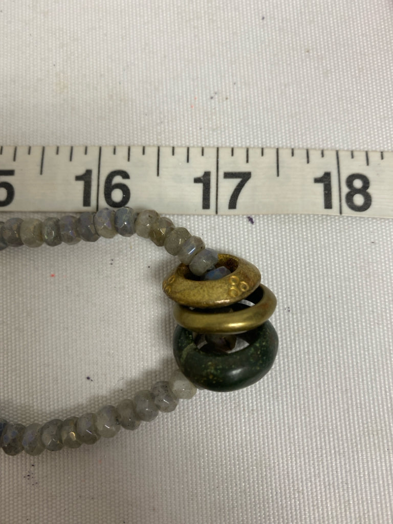 Gray Gold/Green Necklace