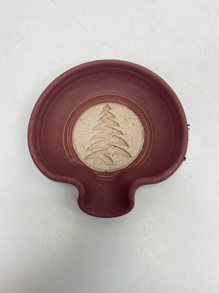 Dark Red Tan Trees Pottery Christmas