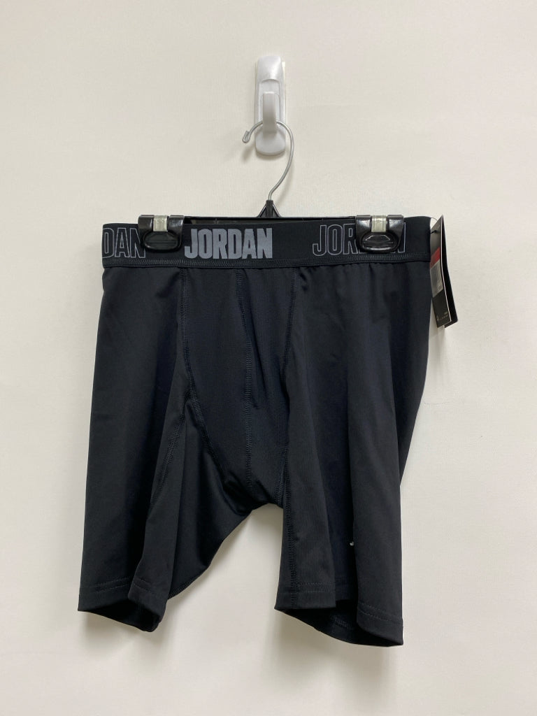 NWT JORDAN Size L Black Men&
