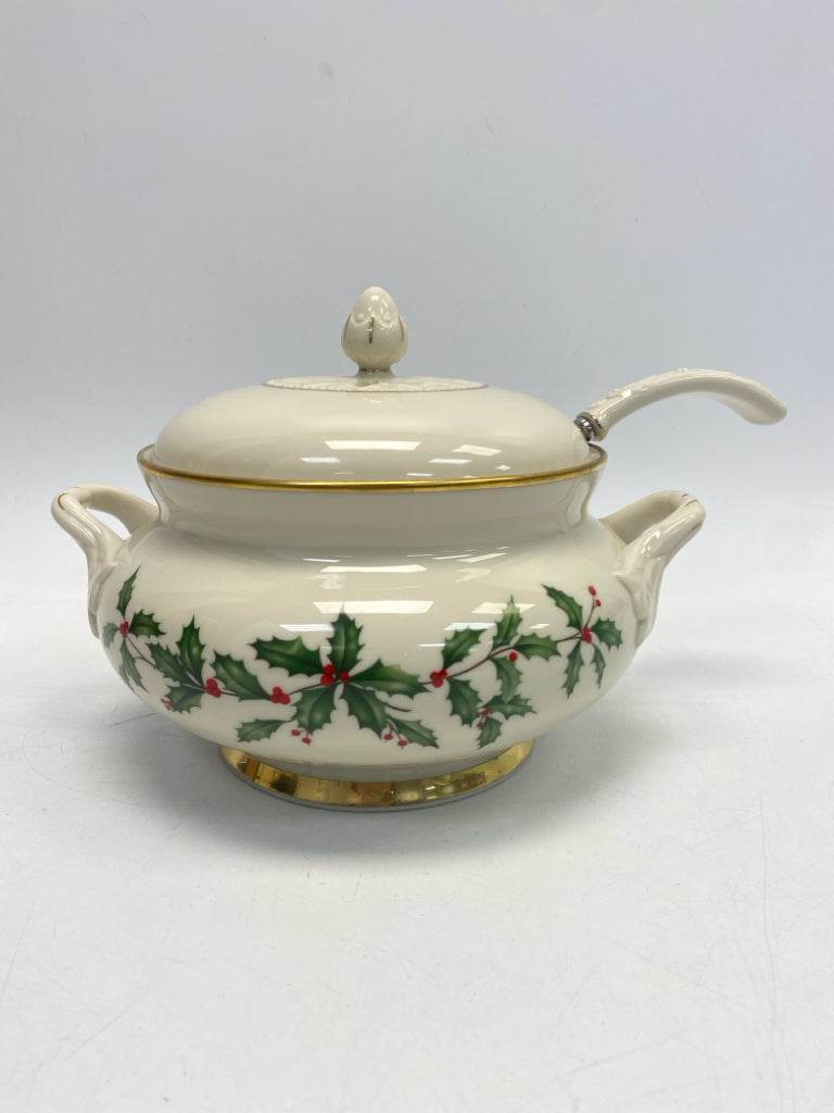 Lenox Cream Green/Gold Holly Berries Christmas