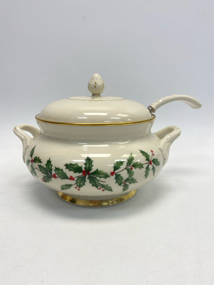 Lenox Cream Green/Gold Holly Berries Christmas