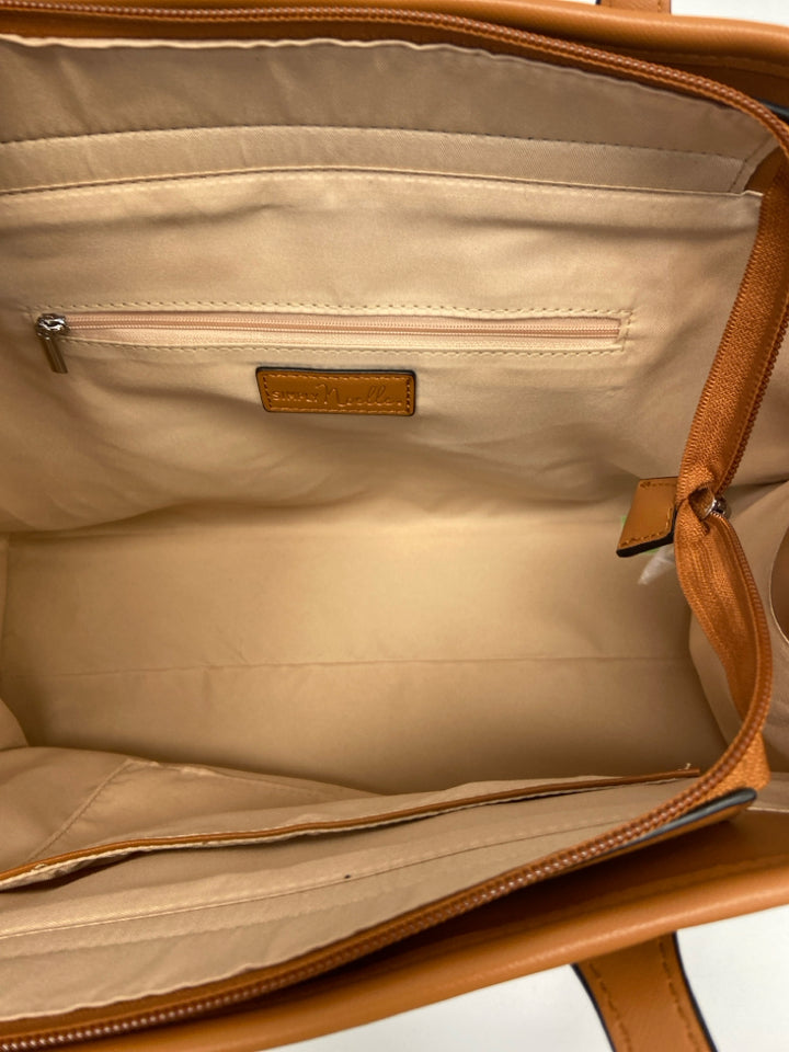 Simply Noelle Beige Blue/Green Chevron Fabric Tote Bag