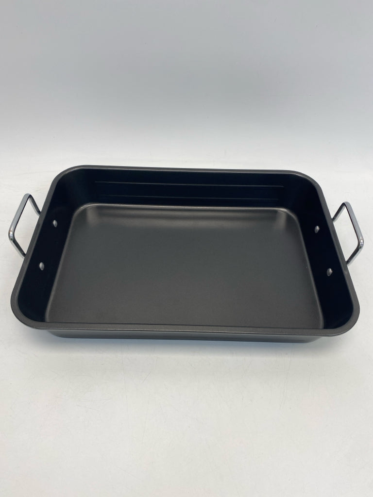 Charcoal Metal Bakeware