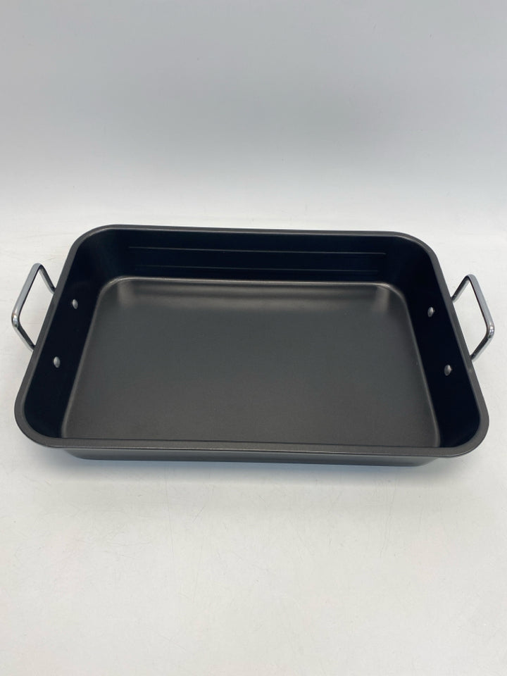 Charcoal Metal Bakeware