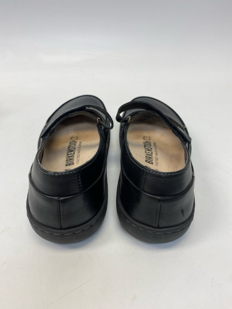 Birkenstock  Size 6 Black Flats