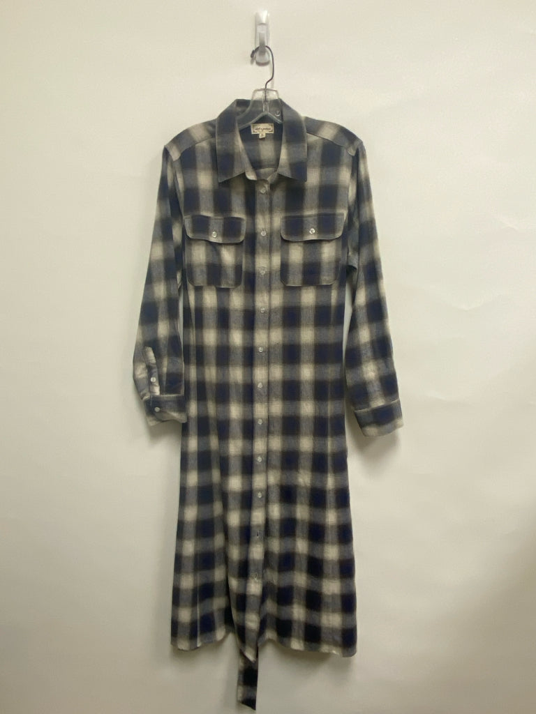 Size M Gray White/Blue Plaid Flannel Ladies Dress