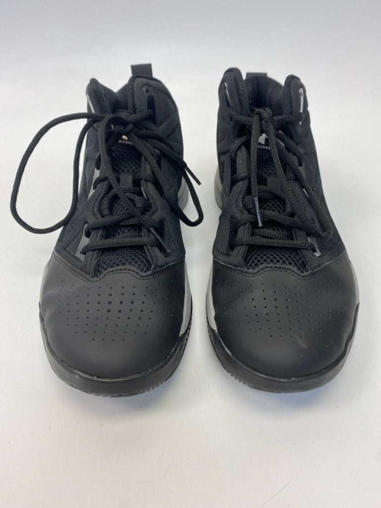 Under Armour Size 10.5 Black Lace-Up Men&