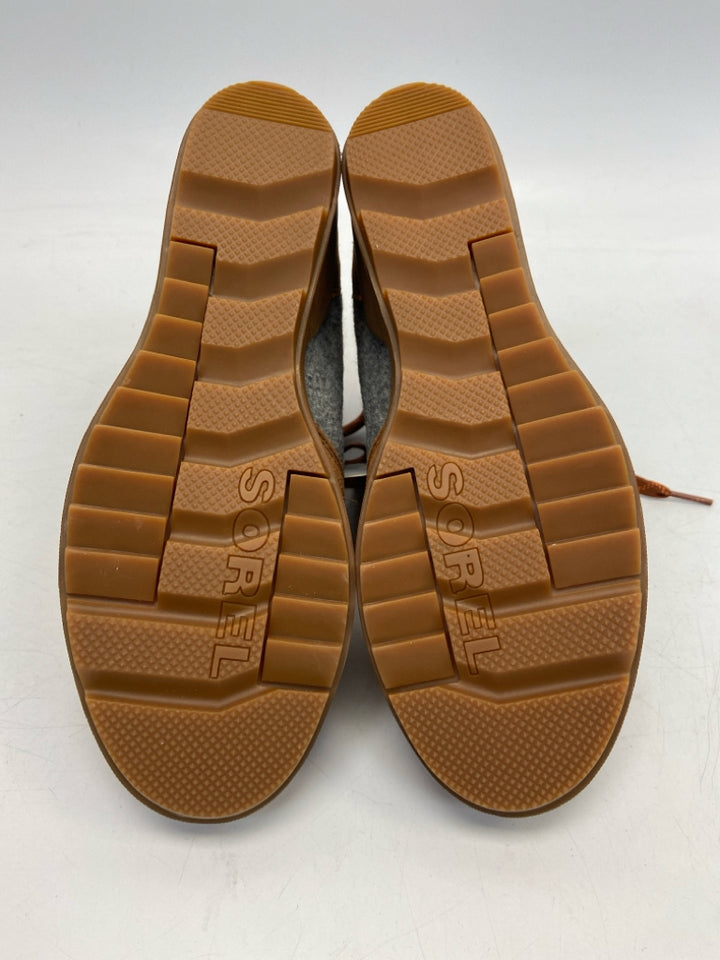 NWT Sorel US Shoe Size 8.5 Caramel Gray Lace-up Boots