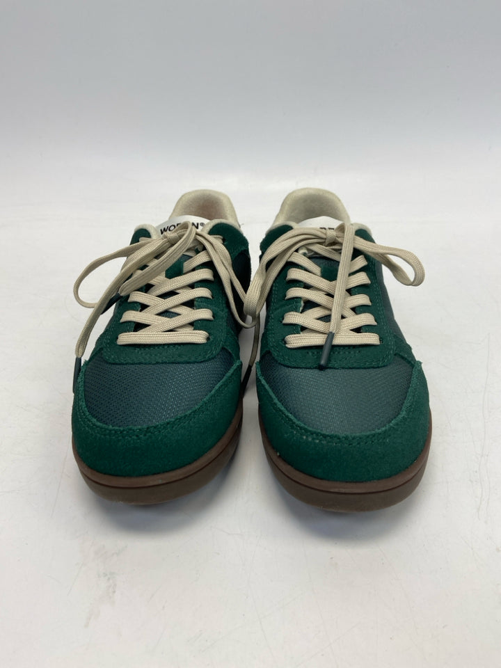 EU Shoe Size 36 US Shoe Size 5 Green Cream Lace-up Sneakers