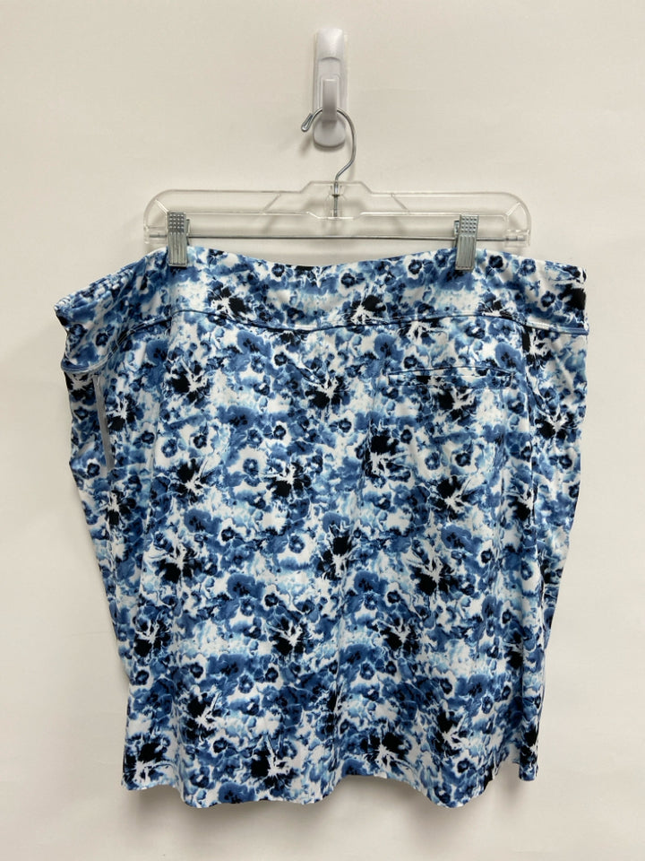 Greg Norman  SIZE  XXL White Navy/Blue Splatter Plus Size Athletic Skort
