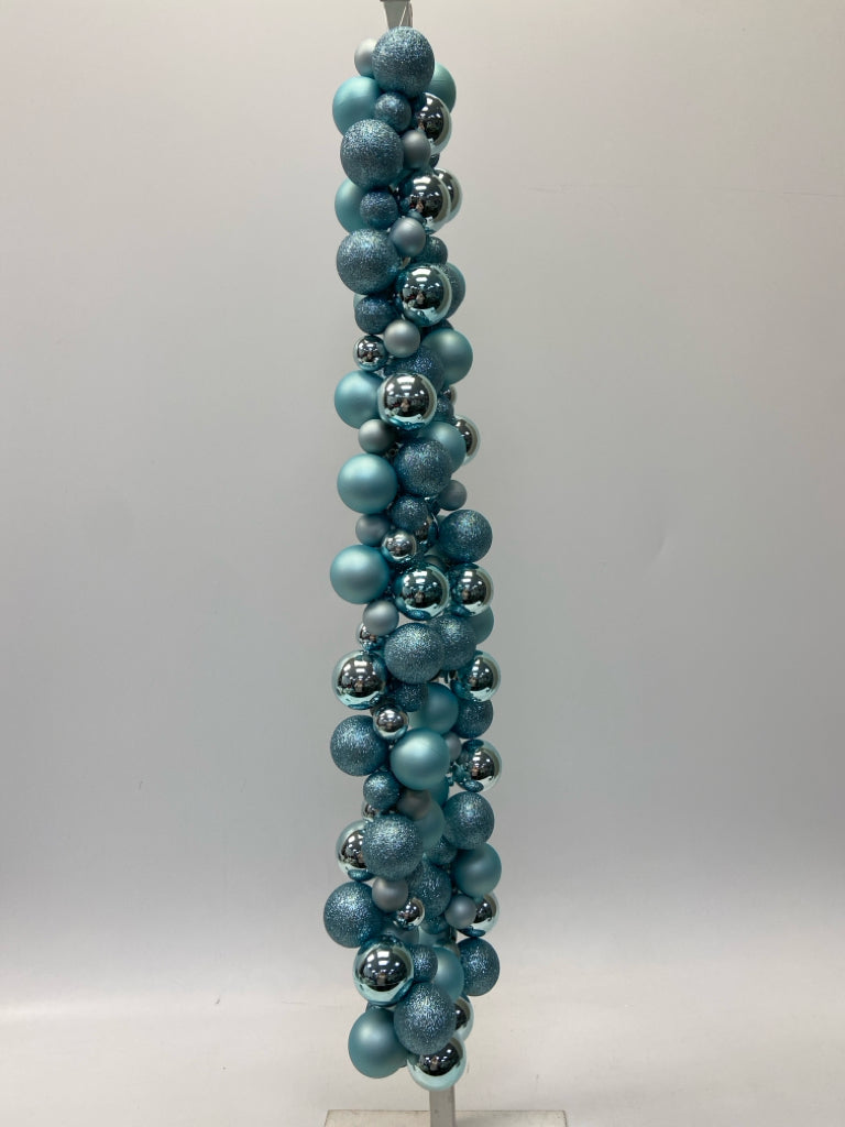 Blue Silver Glitter Christmas