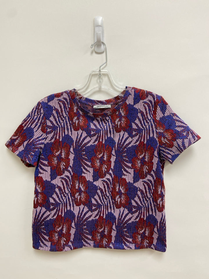 Size S Lavender Blue/Red Ribbed Ladies Top