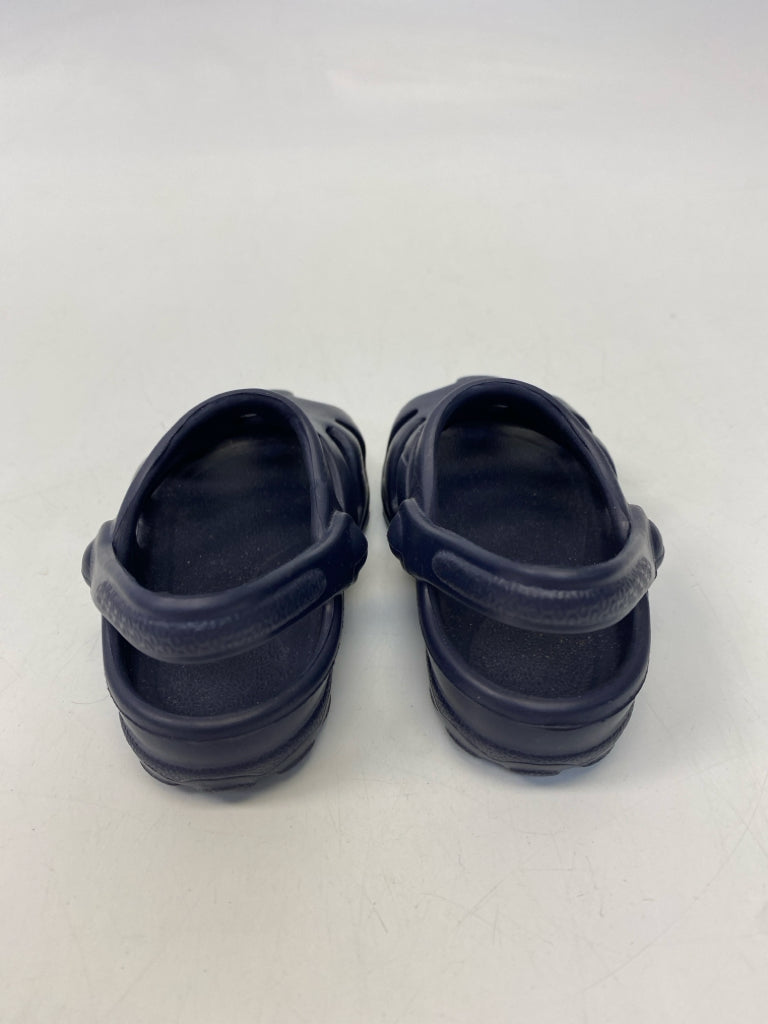 SIZE 4 Navy Girl&