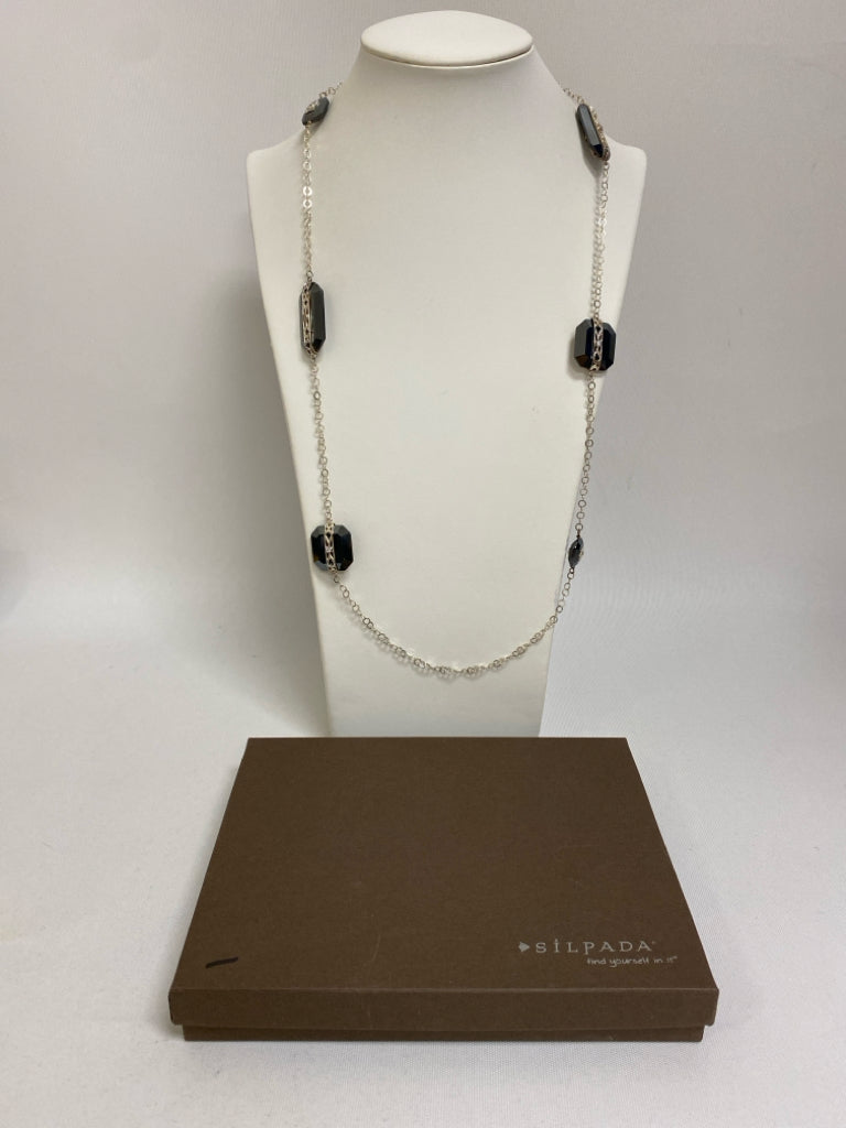 Silver Black Stones Necklace