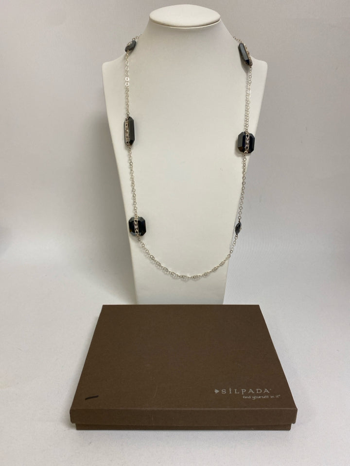 Silver Black Stones Necklace