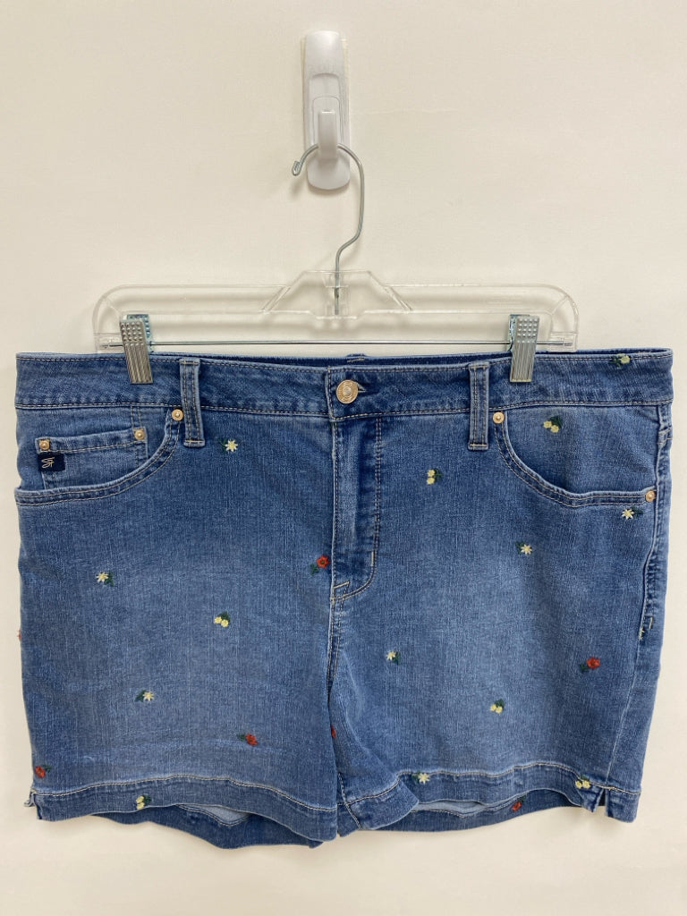 Seven 7  SIZE  16 Faded Denim Embroidered Plus Size Shorts