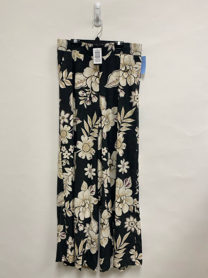 NWT Torrid Size 0R Charcoal Cream/Tan Flowers Wide Leg Ladies Pants